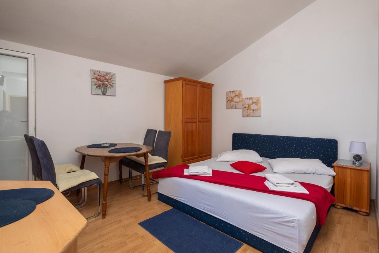 Beach Apartments Borovina Stanici Exterior foto