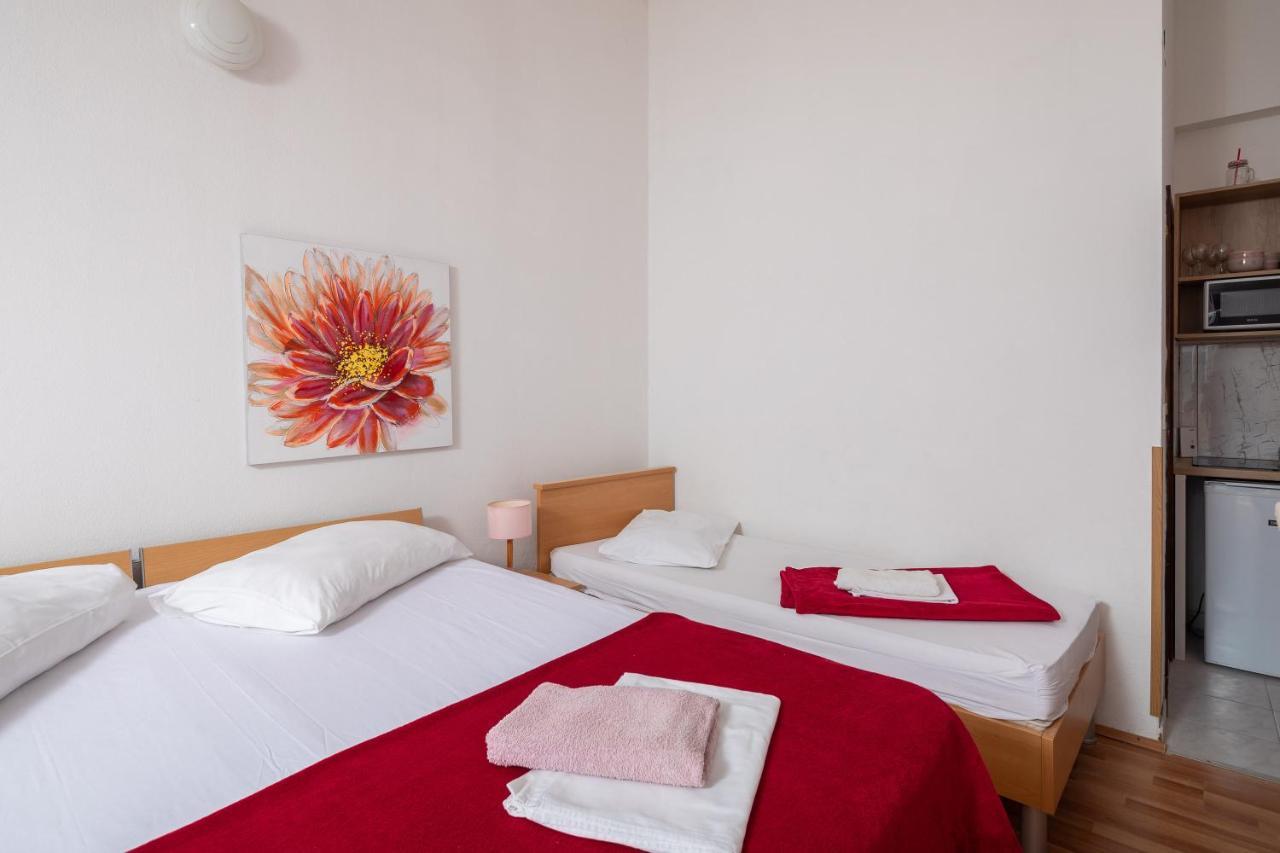 Beach Apartments Borovina Stanici Exterior foto