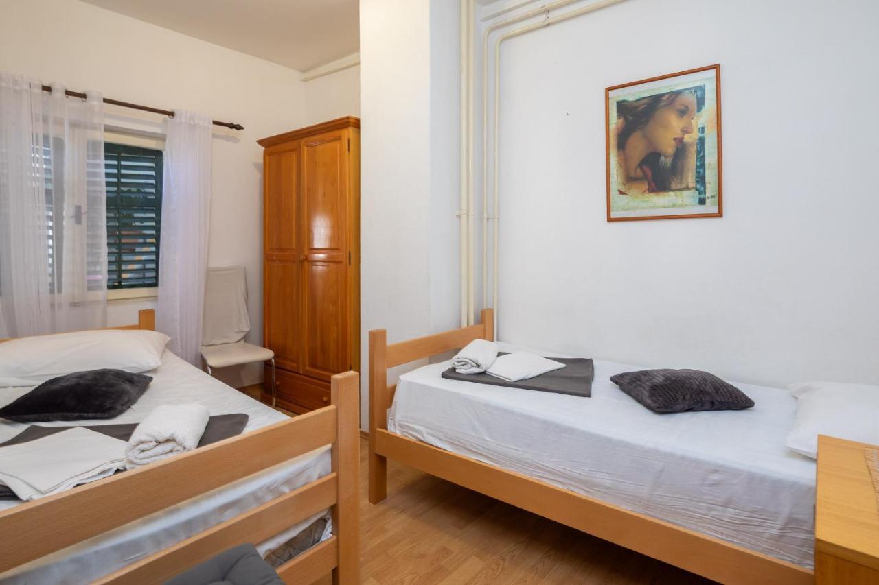 Beach Apartments Borovina Stanici Exterior foto